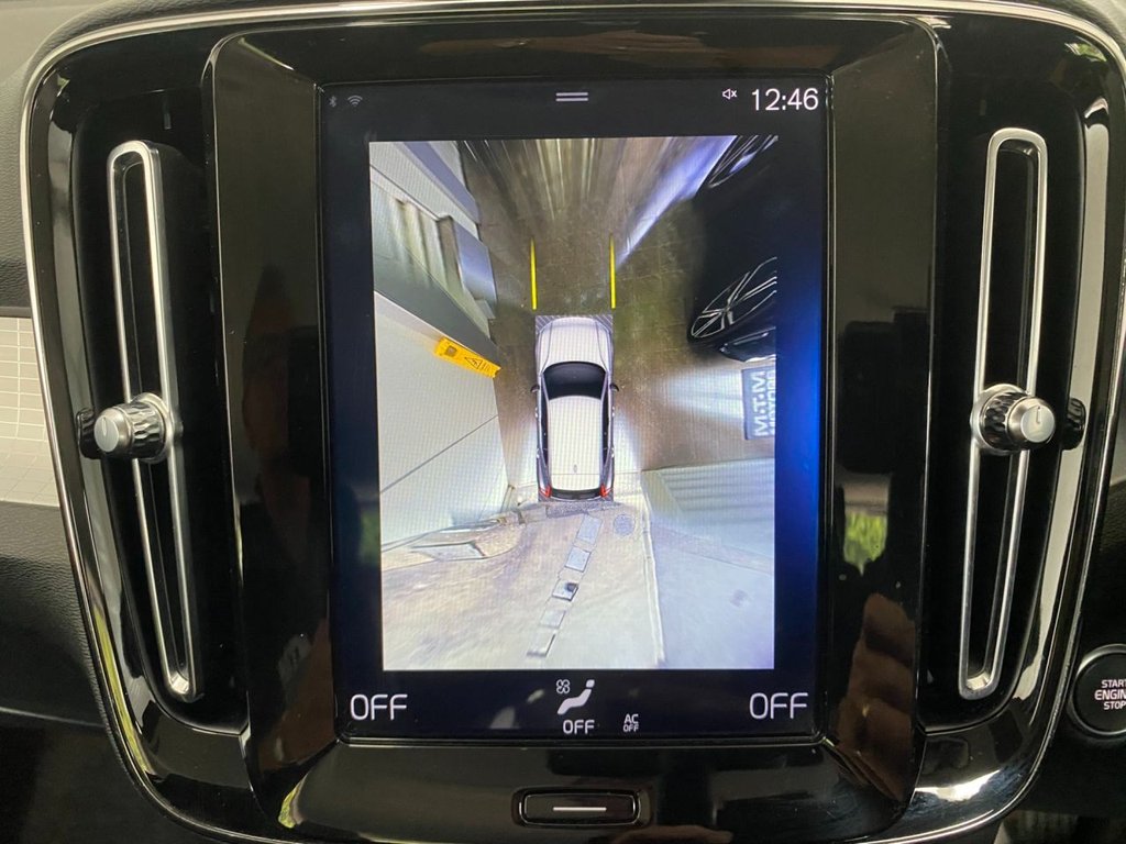 USED 2018 68 VOLVO XC40 2.0 D3 Momentum SUV 5dr Diesel Auto Euro 6 (s/s) (150 ps) 360 CAMERA, NAVIGATION, DAB