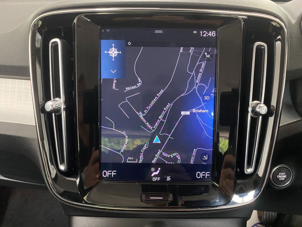 USED 2018 68 VOLVO XC40 2.0 D3 Momentum SUV 5dr Diesel Auto Euro 6 (s/s) (150 ps) 360 CAMERA, NAVIGATION, DAB