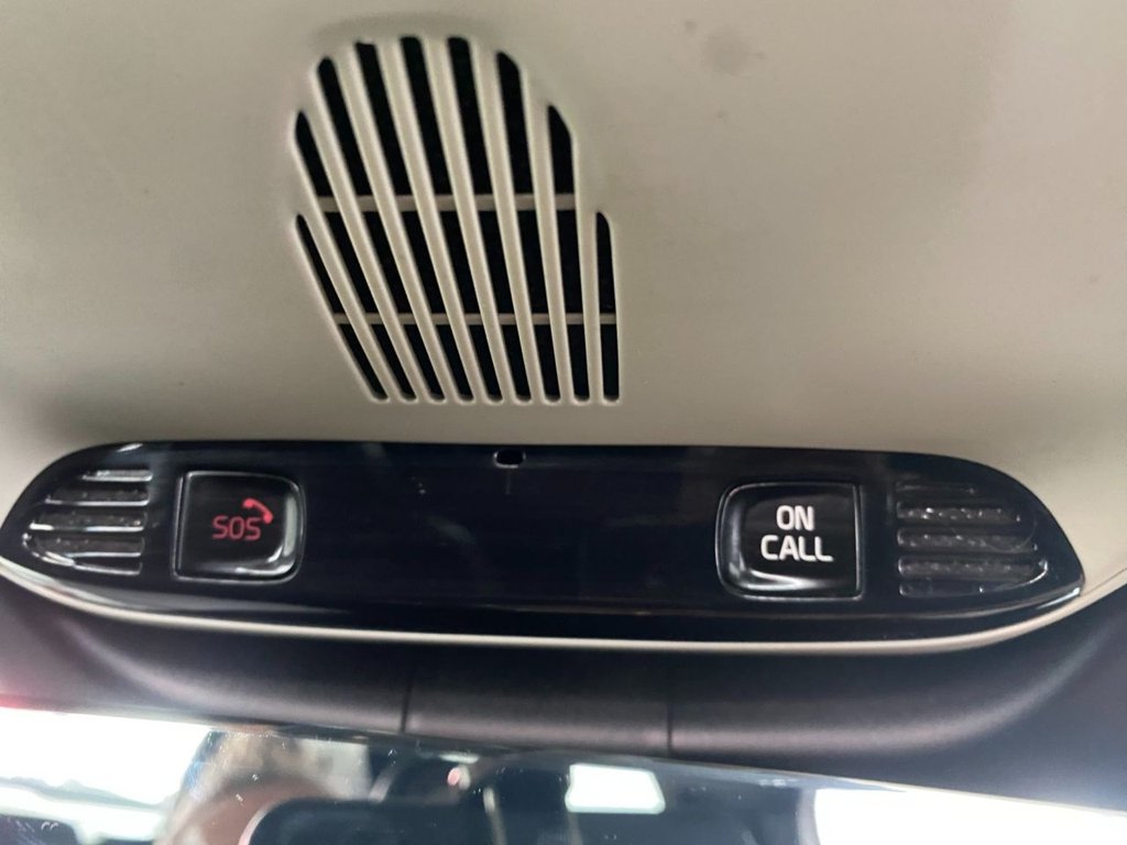 USED 2018 68 VOLVO XC40 2.0 D3 Momentum SUV 5dr Diesel Auto Euro 6 (s/s) (150 ps) 360 CAMERA, NAVIGATION, DAB