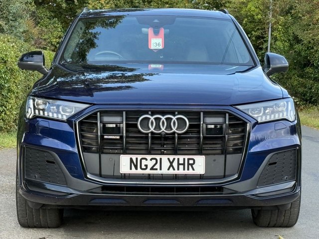 View our AUDI Q7