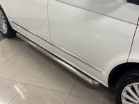USED 2011 61 VOLKSWAGEN CARAVELLE 2.0 BiTDI Executive MPV 5dr Diesel DSG Euro 5 (180 ps) WHEEL CHAIR ACCESIBLE + NO VAT + 6 SEATS