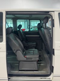 USED 2011 61 VOLKSWAGEN CARAVELLE 2.0 BiTDI Executive MPV 5dr Diesel DSG Euro 5 (180 ps) WHEEL CHAIR ACCESIBLE + NO VAT + 6 SEATS