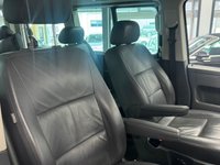 USED 2011 61 VOLKSWAGEN CARAVELLE 2.0 BiTDI Executive MPV 5dr Diesel DSG Euro 5 (180 ps) WHEEL CHAIR ACCESIBLE + NO VAT + 6 SEATS