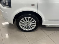 USED 2011 61 VOLKSWAGEN CARAVELLE 2.0 BiTDI Executive MPV 5dr Diesel DSG Euro 5 (180 ps) WHEEL CHAIR ACCESIBLE + NO VAT + 6 SEATS