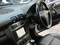 USED 2005 55 MERCEDES-BENZ C-CLASS 3.0 C320 CDI Avantgarde SE Estate 5dr Diesel 7G-Tronic (208 g/km, 221 bhp) BIG SPEC SUNROOF SAT NAV BLUETOOTH HEATED LEATHER CRUISE CONTROL PARKING SENSORS 1 ONWER FROM NEW SERVICE HISTORY