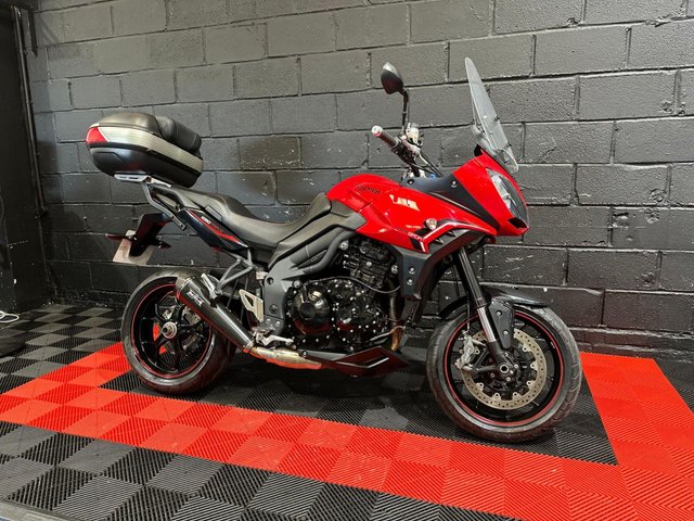 View our TRIUMPH TIGER 1050