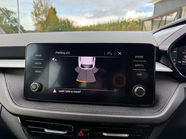 2024 SKODA FABIA - Photo 9