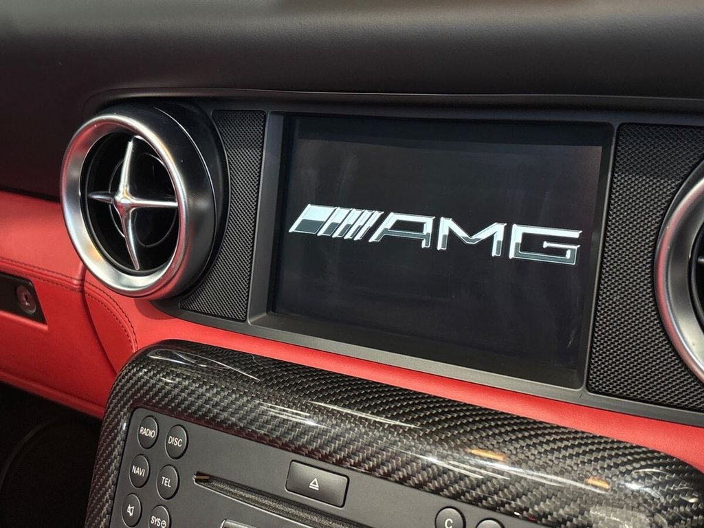 USED 2011 10 MERCEDES-BENZ SLS 6.2 63 V8 AMG Roadster 2dr Petrol SpdS DCT Euro 5 (571 ps) CARBON|DESIGNO PAINT & LEATHER