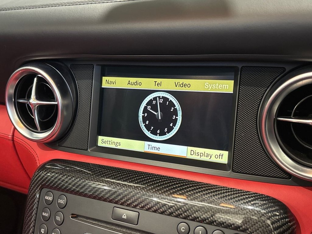 USED 2011 10 MERCEDES-BENZ SLS 6.2 63 V8 AMG Roadster 2dr Petrol SpdS DCT Euro 5 (571 ps) CARBON|DESIGNO PAINT & LEATHER