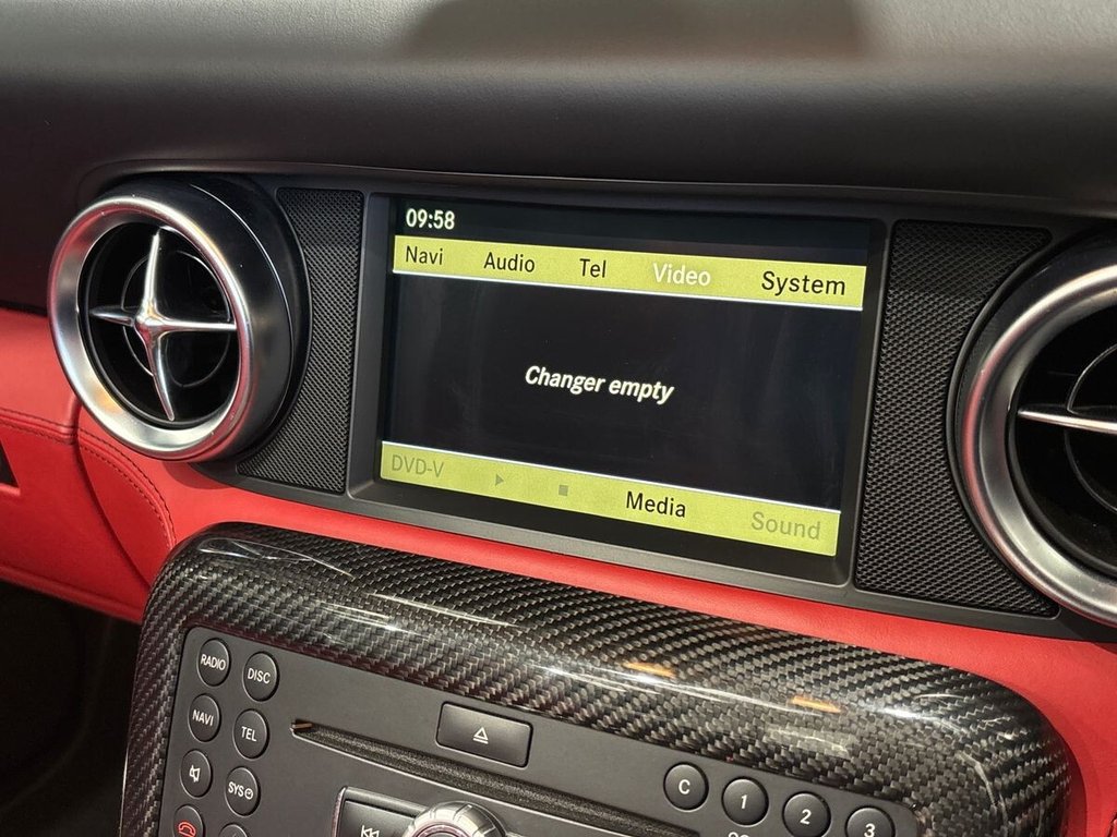 USED 2011 10 MERCEDES-BENZ SLS 6.2 63 V8 AMG Roadster 2dr Petrol SpdS DCT Euro 5 (571 ps) CARBON|DESIGNO PAINT & LEATHER