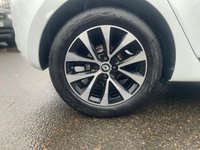 USED 2022 22 RENAULT CLIO 1.0 TCe Iconic Edition Hatchback 5dr Petrol Manual Euro 6 (s/s) (90 ps) A STUNNING ADDITION TO OUR FORECOURT+FINISHED IN MASSIVELY POPULAR WHITE PAINT+LOVELY LOW MILEAGE+JUST 1 OWNER FROM NEW+SERVICE HISTORY+SATELLITE NAVIGATION+PARK ASSIST+CLIMATE CONTROL+ALLOY WHEELS+CALL NOW TO SPEAK WITH ONE OF OUR EXPERIENCED SALES ADVISORS+DONT MISS OUT+READY TO DRIVE AWAY TODAY!!!!!!!!!!!!!!!!!!!!!!!!!!!!!!!!!!!!!!