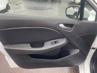 USED 2022 22 RENAULT CLIO 1.0 TCe Iconic Edition Hatchback 5dr Petrol Manual Euro 6 (s/s) (90 ps) A STUNNING ADDITION TO OUR FORECOURT+FINISHED IN MASSIVELY POPULAR WHITE PAINT+LOVELY LOW MILEAGE+JUST 1 OWNER FROM NEW+SERVICE HISTORY+SATELLITE NAVIGATION+PARK ASSIST+CLIMATE CONTROL+ALLOY WHEELS+CALL NOW TO SPEAK WITH ONE OF OUR EXPERIENCED SALES ADVISORS+DONT MISS OUT+READY TO DRIVE AWAY TODAY!!!!!!!!!!!!!!!!!!!!!!!!!!!!!!!!!!!!!!