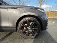 USED 2020 70 LAND ROVER RANGE ROVER VELAR 2.0 D240 R-Dynamic HSE SUV 5dr Diesel Auto 4WD Euro 6 (s/s) (240 ps) A GORGEOUS ADDITION TO OUR MASSIVE LAND ROVER SELECTION, FINISHED IN STUNNING METALLIC GREY PAINT+JUST 2 FORMER KEEPERS+SERVICE HISTORY+DIESEL+AUTOMATIC+4 WHEEL DRIVE+ULEZ COMPLIANT+PRIVACY GLASS+FULL LEATHER INTERIOR+FULL PANORAMIC GLASS ROOF+SATELLITE NAVIGATION+PARK ASSIST+CLIMATE CONTROL+22 INCH ALLOY WHEELS+COST NEW &pound;63540 MAKING THIS STUNNING USED VEHICLE ABSOLUTELY OUTSTANDING VALUE AT OUT LOW PRICE+CALL NOW TO SECURE A VIEWING BEFORE ITS GONE+READY TO DRIVE AWAY TODAY!!!!!!!!!!!!!!!!!!!