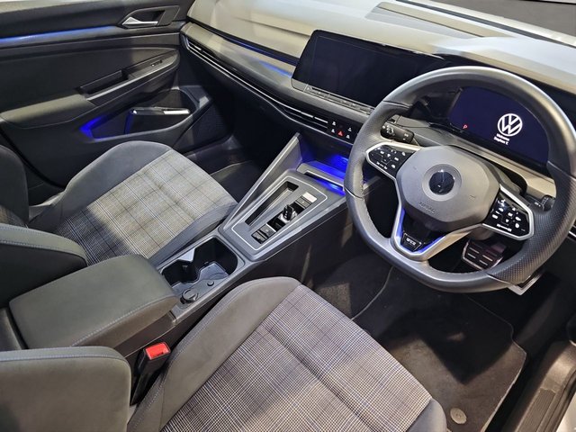 2021 Volkswagen Golf 1.4L Gte 5dr - Photo 4
