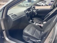USED 2018 18 VOLKSWAGEN GOLF 1.5 TSI EVO SE Nav Hatchback 5dr Petrol Manual Euro 6 (s/s) (130 ps) Front & Rear Parking Sensors, Satellite Navigation, Cruise Control