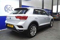 USED 2018 18 VOLKSWAGEN T-ROC 1.5 TSI EVO SE SUV 5dr Petrol Manual Euro 6 (s/s) (150 ps) Panoramic Roof - Car Play - Reverse Camera