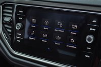 USED 2018 18 VOLKSWAGEN T-ROC 1.5 TSI EVO SE SUV 5dr Petrol Manual Euro 6 (s/s) (150 ps) Panoramic Roof - Car Play - Reverse Camera