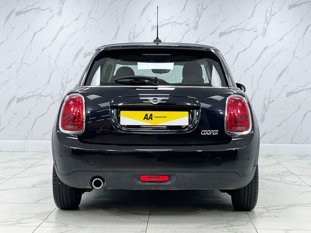 2019 MINI Hatch 1.5L Cooper Classic 5dr - Photo 10