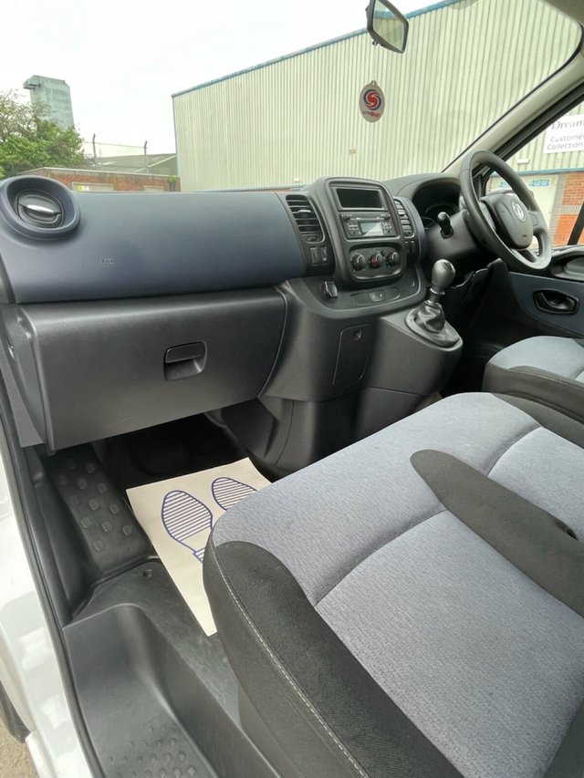 2018 VAUXHALL VIVARO 1.6 CDTi 2900 MINIBUS Double Cab 5dr Diesel Manual L2 H1 Euro 6 (s/s) (9 Seat) (120 ps) - Photo 9
