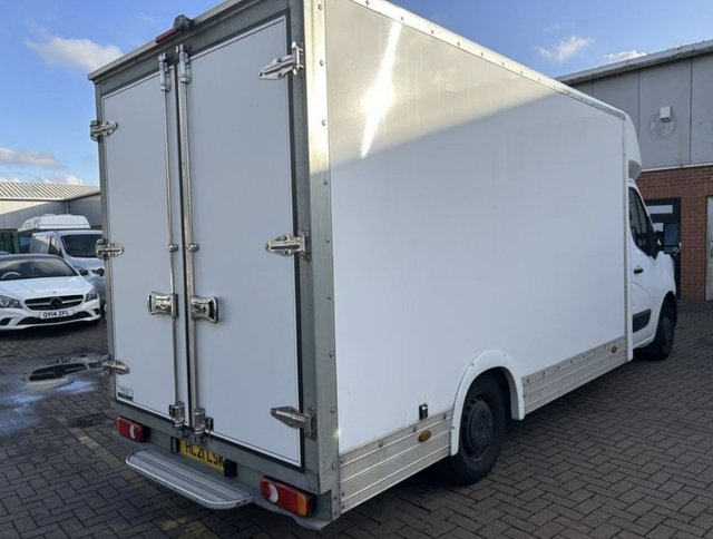 2021 RENAULT MASTER - Photo 3