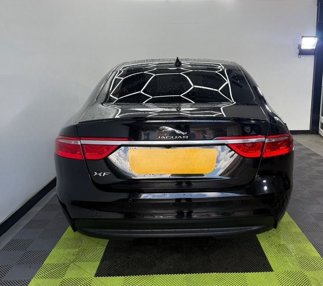 2016 JAGUAR XF - Photo 5