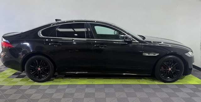 2016 JAGUAR XF - Photo 8