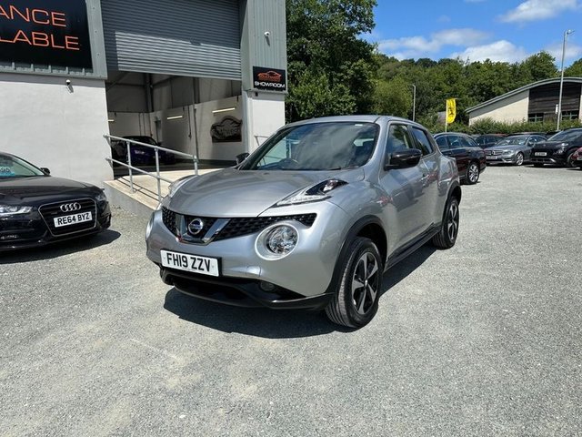 2019 NISSAN JUKE 1.6 Bose Personal Edition SUV 5dr Petrol Manual Euro 6 (112 ps) - Photo 3
