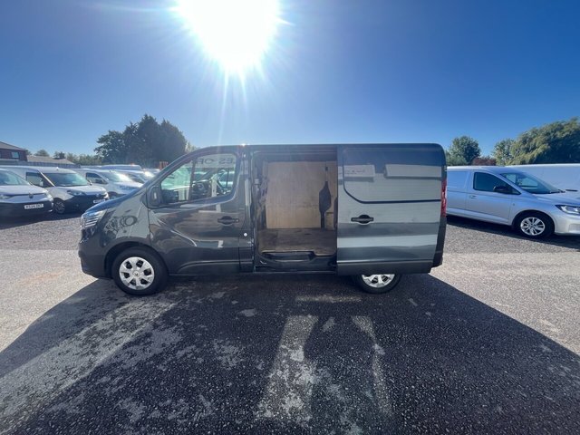 2022 Renault Trafic 2L Business 3dr - Photo 11