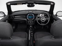USED 2018 18 MINI CONVERTIBLE 1.5 Cooper Convertible 2dr Petrol Manual Euro 6 (s/s) (136 ps) ULEZ COMPLIANT, 16 inch Alloy Wheels, 4 service stamps Bluetooth phone, Air conditioning, Free RAC Warranty and Free 1yr RAC Recovery package