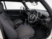 USED 2018 18 MINI CONVERTIBLE 1.5 Cooper Convertible 2dr Petrol Manual Euro 6 (s/s) (136 ps) ULEZ COMPLIANT, 16 inch Alloy Wheels, 4 service stamps Bluetooth phone, Air conditioning, Free RAC Warranty and Free 1yr RAC Recovery package