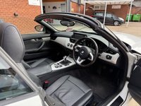 USED 2011 61 BMW Z4 2.5 23i Convertible 2dr Petrol Manual sDrive Euro 5 (204 ps) 6-Months Silver Warranty