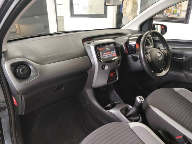 2019 TOYOTA AYGO - Photo 11