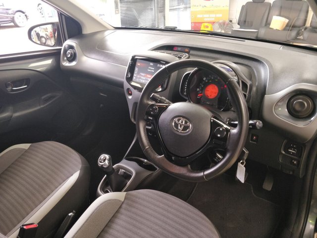 2019 TOYOTA AYGO - Photo 12