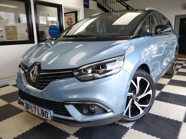 View our RENAULT GRAND SCENIC