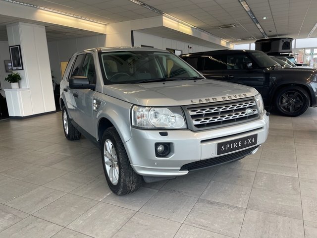 2012 12 Land Rover Freelander 2 2.2 TD4 XS SUV 5dr Diesel Manual 4WD Euro 5 (s/s) (150 ps)