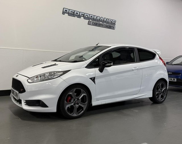 2015 L Ford Fiesta 1.6T EcoBoost ST-3 Hatchback 3dr Petrol Manual Euro 6 (182 ps)