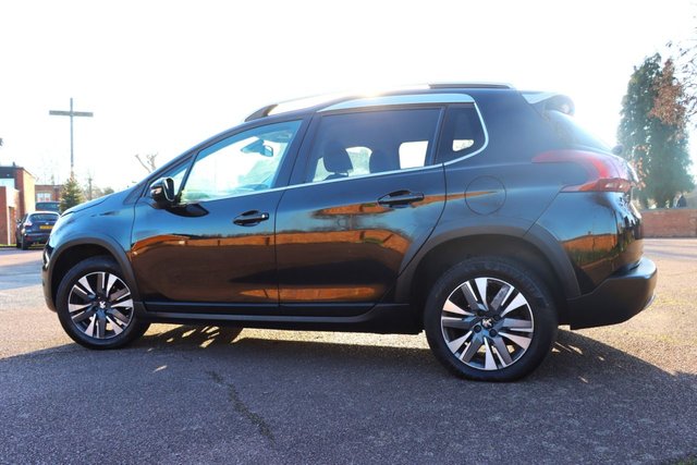 2016 PEUGEOT 2008 - Photo 4