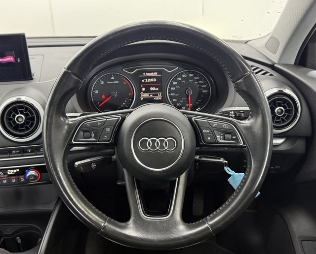 2017 AUDI A3 - Photo 10
