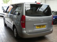 USED 2019 69 HYUNDAI i800 2.5 CRDi SE Nav MPV 5dr Diesel Manual Euro 6 (136 ps) 8 SEATS SAT NAV REAR VIEW CAMERA HEATED SEATS PARKING SENSORS 1 OWNER SERVICE HISTORY WARRANTY GENUINE LOW MILEAGE