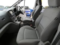 USED 2019 69 HYUNDAI i800 2.5 CRDi SE Nav MPV 5dr Diesel Manual Euro 6 (136 ps) 8 SEATS SAT NAV REAR VIEW CAMERA HEATED SEATS PARKING SENSORS 1 OWNER SERVICE HISTORY WARRANTY GENUINE LOW MILEAGE