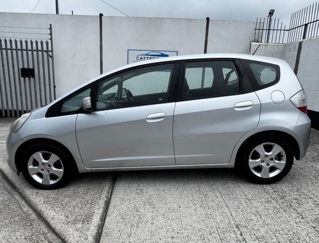 2009 Honda Jazz 1.4L Es 5dr - Photo 2