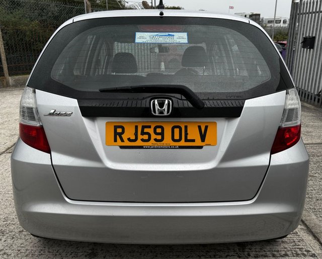 2009 Honda Jazz 1.4L Es 5dr - Photo 4