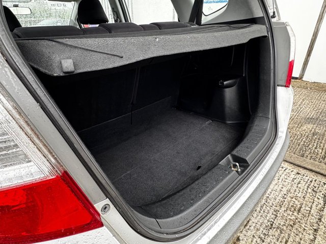 2009 Honda Jazz 1.4L Es 5dr - Photo 7
