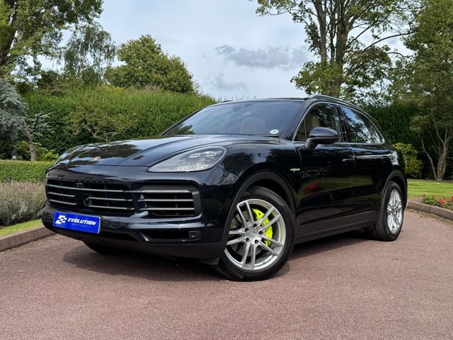 2021 71 Porsche Cayenne 3.0 V6 E-Hybrid 17.9kWh SUV 5dr Petrol Plug-in Hybrid TiptronicS 4WD Euro 6 (s/s) (3.6kW Charger) (462 ps)