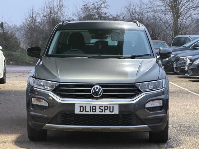 2018 Volkswagen T-Roc 1L Se 5dr - Photo 2