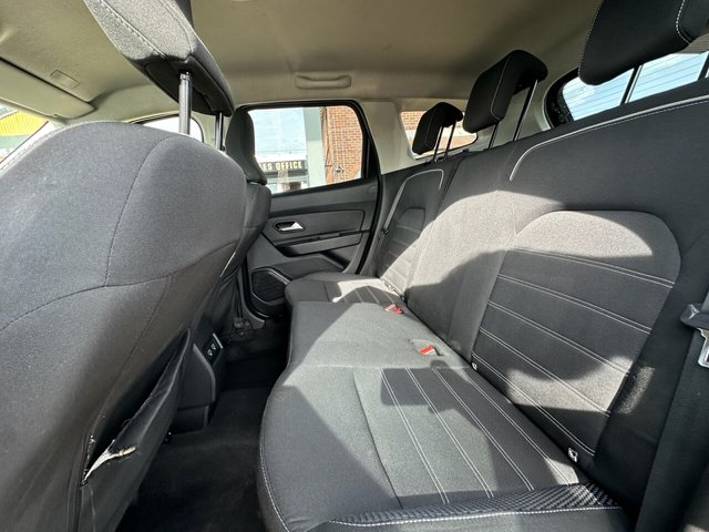 2022 Dacia Duster 1L Prestige 5dr - Photo 9