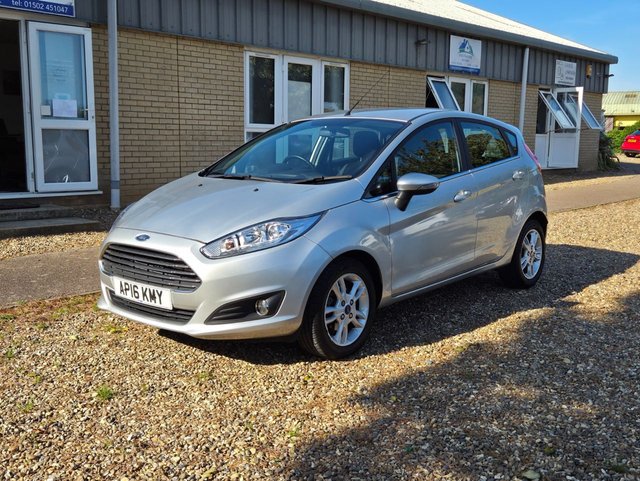 2016 16 Ford Fiesta 1.6 Zetec Hatchback 5dr Petrol Powershift Euro 6 (105 ps)