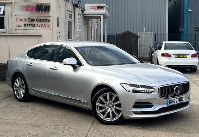 2017 VOLVO S90
