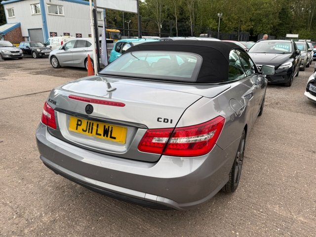 2011 MERCEDES-BENZ E-CLASS 2.1 E250 CDI BlueEfficiency Sport Cabriolet 2dr Diesel Manual Euro 5 (204 ps) - Photo 2