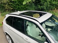 USED 2017 66 BMW X5 3.0 40d M Sport SUV 5dr Diesel Auto xDrive Euro 6 (s/s) (313 ps) 7-SEATER-BIG SPEC-PAN ROOF//WHITE LEATHER//REAR SEAT SCREENS WITH BLUETOOTH ENTERTAINMENT//REAR CAMERA//M SPORT BODYSTYLING//ADAPTIVE M-SPORT SUSPENSION//RECENT NEW TYRES AND BRAKES//STUNNING CONDITION INSIDE AND OUT//LAST SERVICED MAY 2025 xDrive Euro 6 (s/s) (313 ps) 7-SEATER-BIG SPEC-PAN ROOF//WHITE LEATHER//REAR SEAT SCREENS WITH BLUETOOTH ENTERTAINMENT//REAR CAMERA//M SPORT BODYSTYLING//ADAPTIVE M-SPORT SUSPENSION//RECENT NEW TYRES AND BRAKES//STUNNING CONDITION INSIDE AND OUT//LAST SERVICED MAY 2025